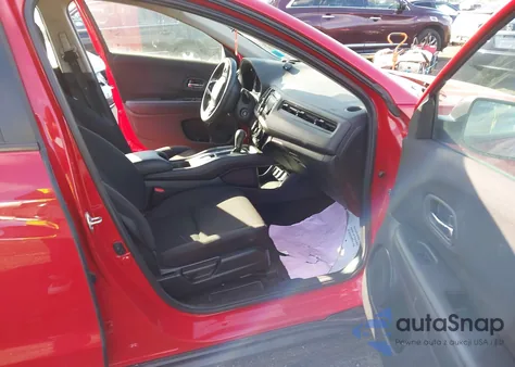 2018 Honda Hr-V Lx из США, поврежденный, VIN 3CZRU6H31JG700419